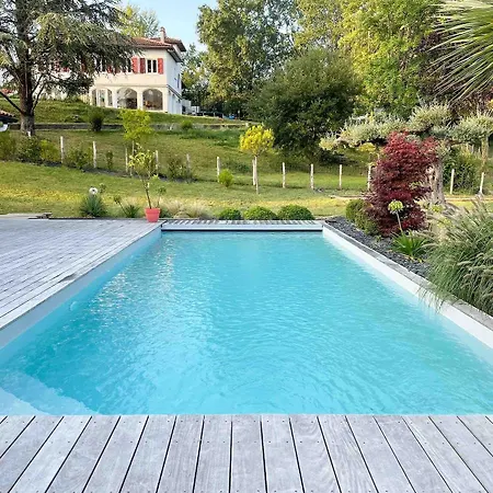 Avec Piscine, Proche Bayonne * Lahonce