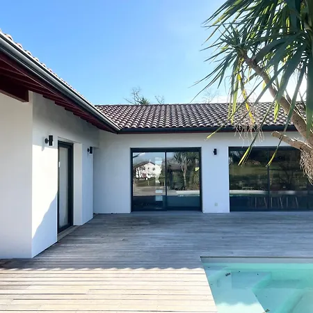 Avec Piscine, Proche Bayonne Villa *